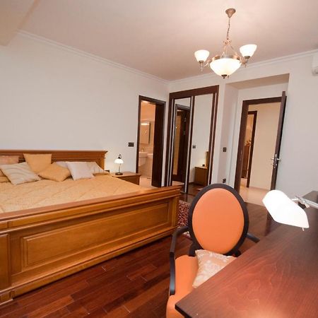 St.George Apartments Petrovac Exterior photo