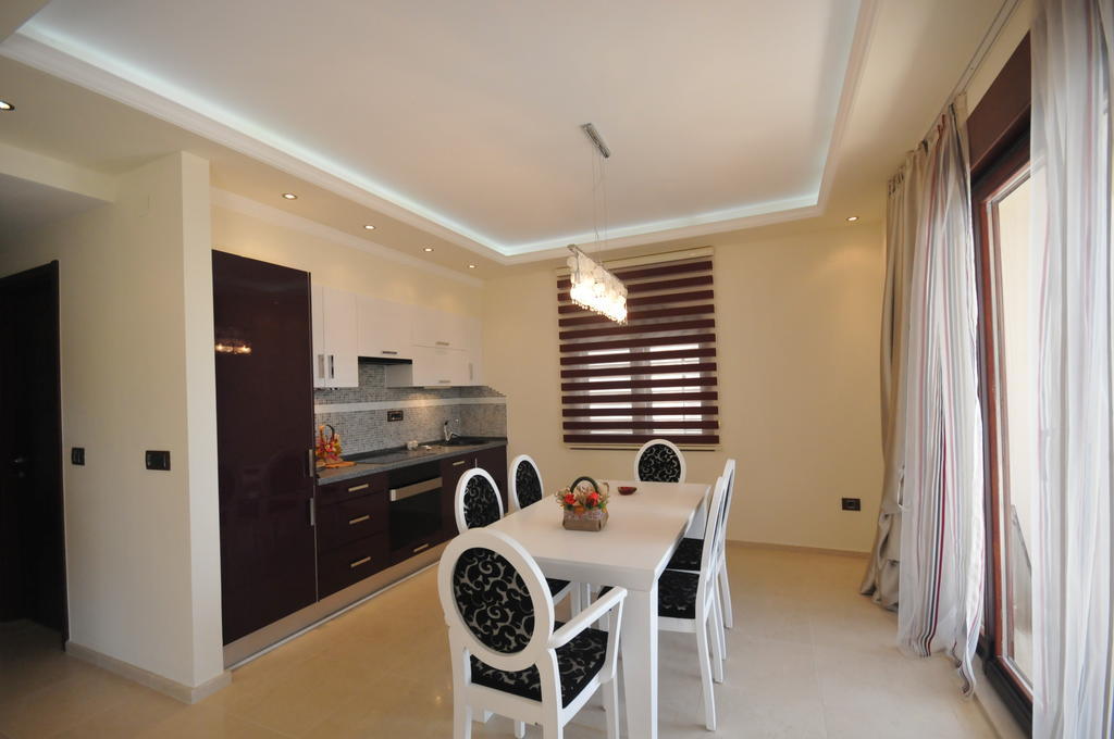 St.George Apartments Petrovac Exterior photo