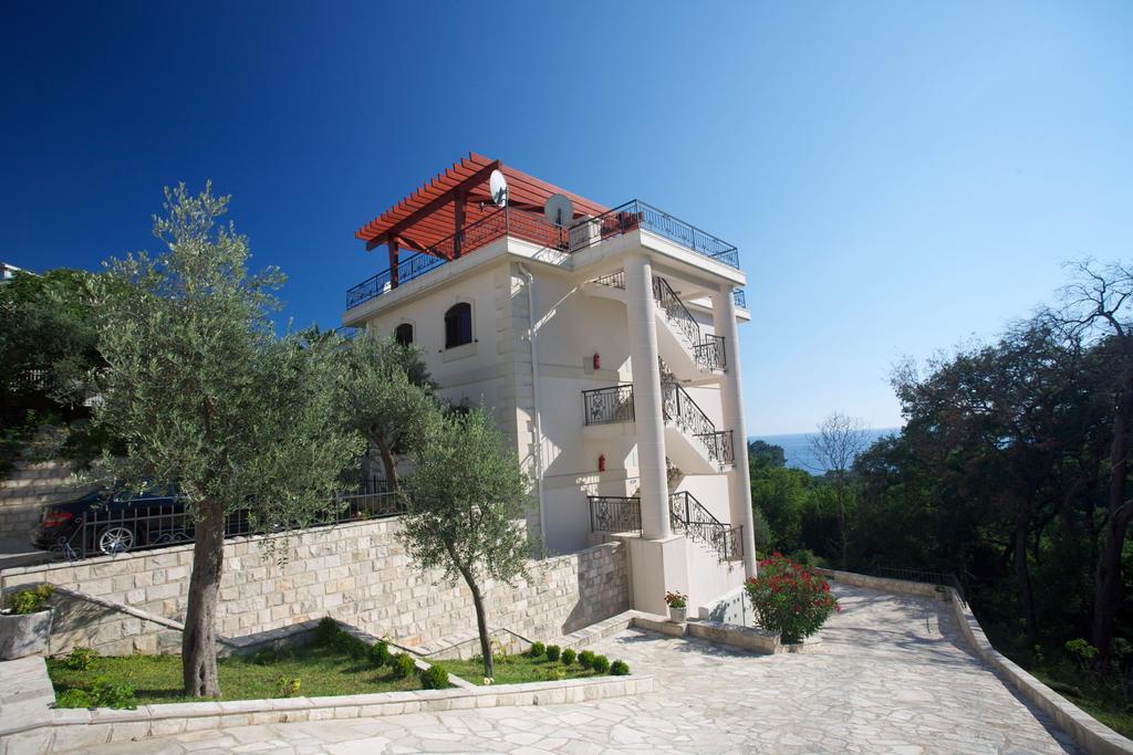 St.George Apartments Petrovac Exterior photo